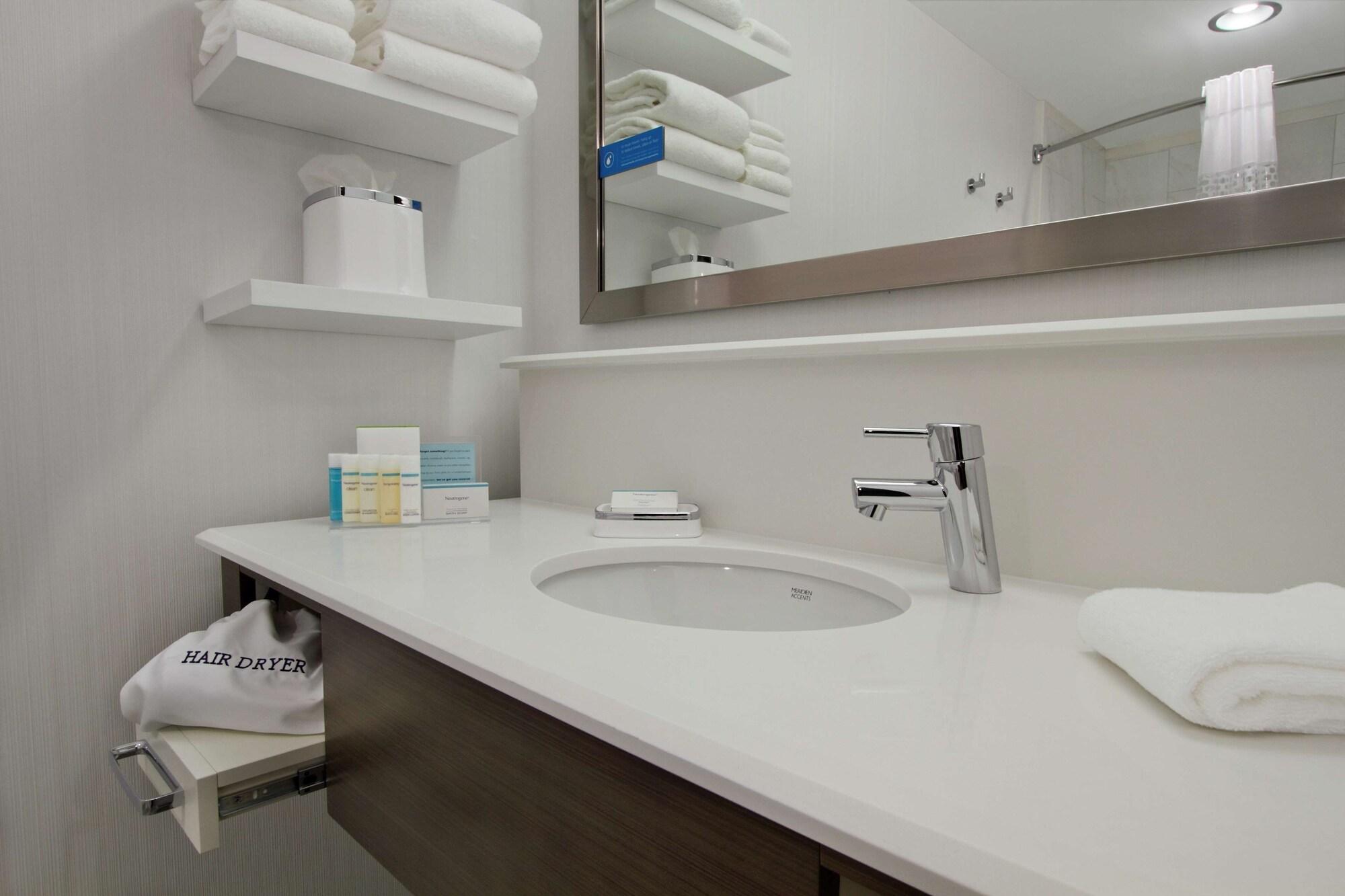 Hampton Inn Kansas City - Downtown Financial District Bagian luar foto