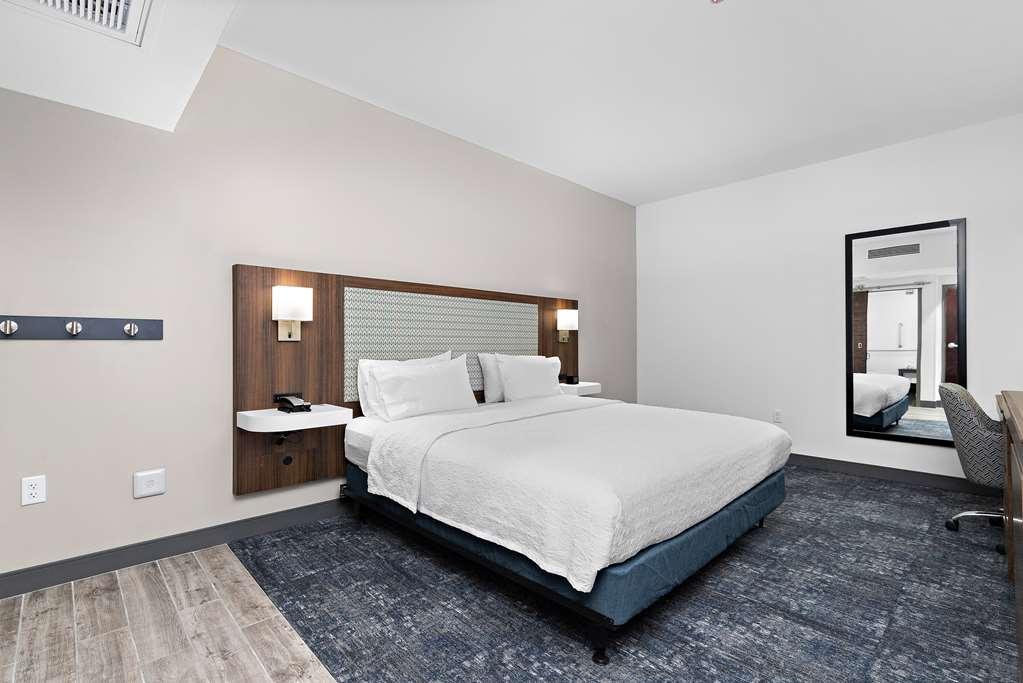 Hampton Inn Kansas City - Downtown Financial District Ruang foto